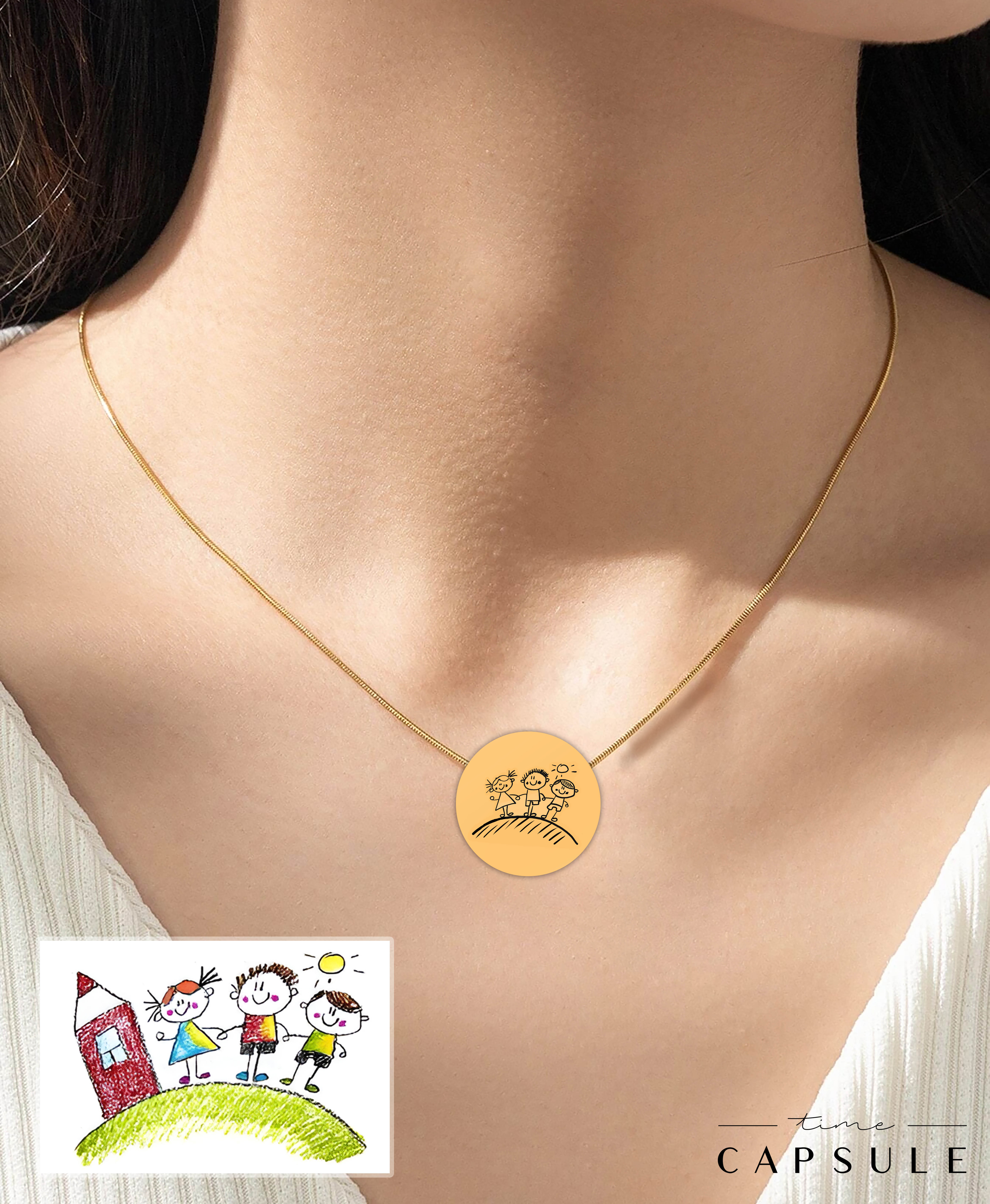 3 პერსონიანი მხოლოდ ვერცხლის კულონი ნახატიდან მოოქროვილი მრგვალ ფირფიტაზე