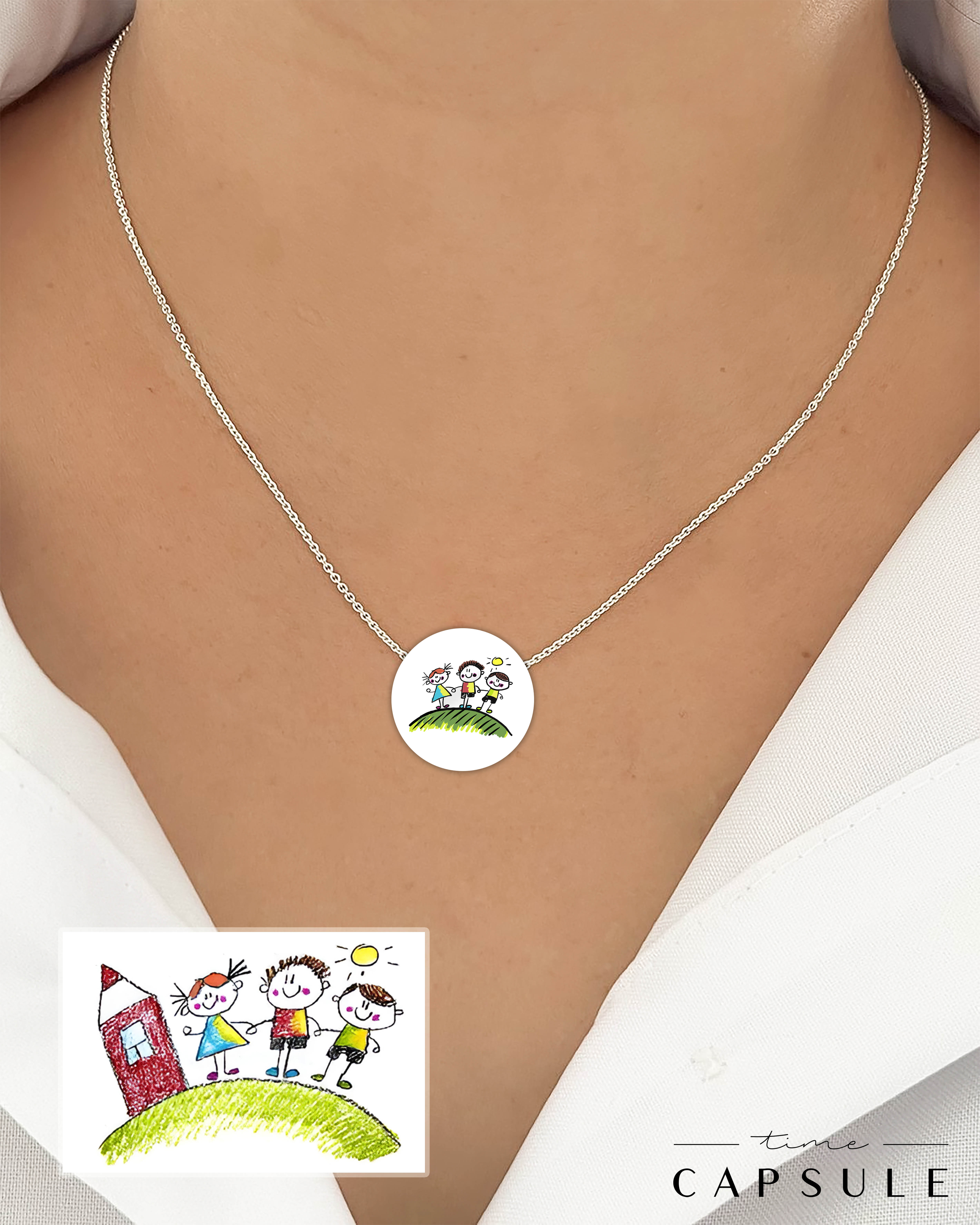 3 პერსონიანი ფერადი კულონი ნახატიდან მრგვალ ფირფიტაზე